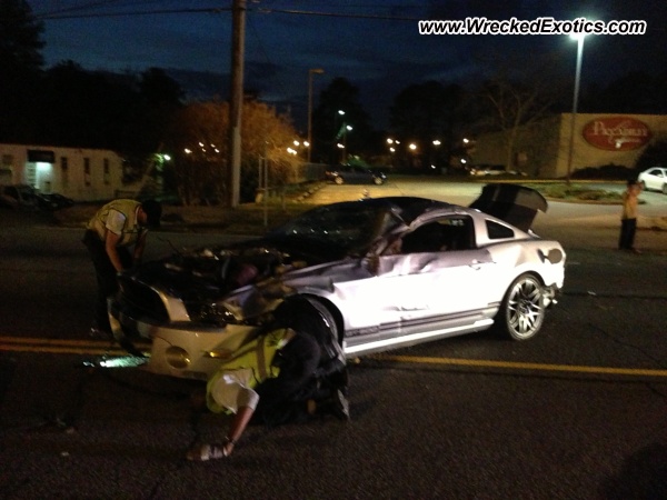 Wrecked ford gt 500 #7